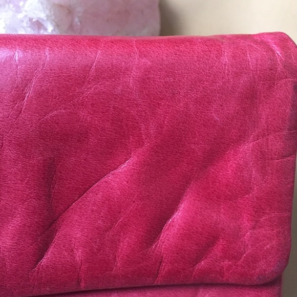 New Republic Soft red leather wallet - Picture 6 of 6